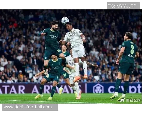 世界杯尤文图斯与皇马激战成平局争议判罚引发全场热议